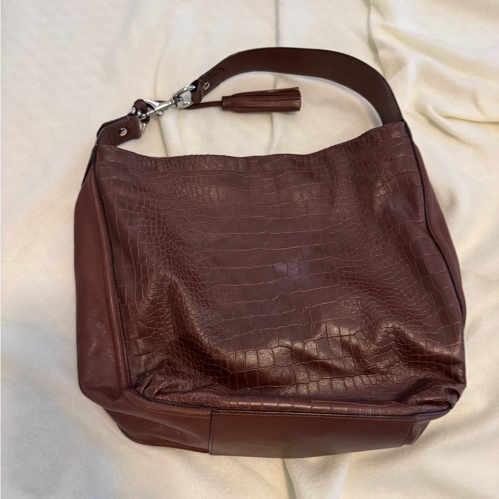Coach Avery Brown Croc Embossed Hobo Bag like new, used 5x